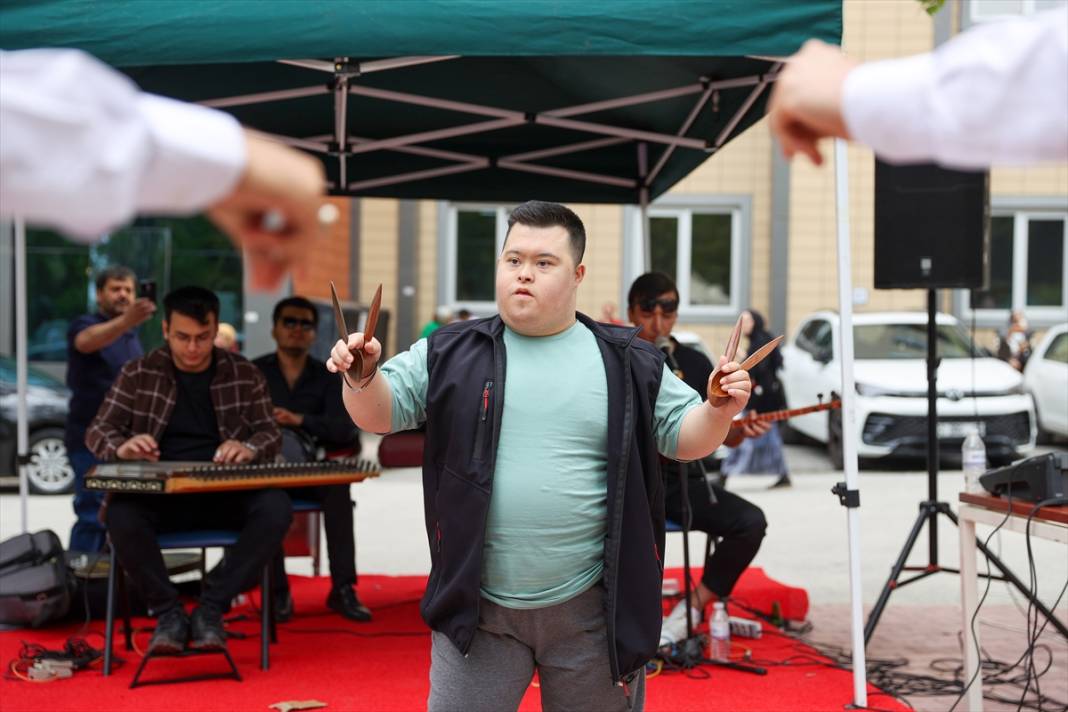 Haftalar içinde ölecekti! Konya'da sanatıyla hastalığı yendi 4